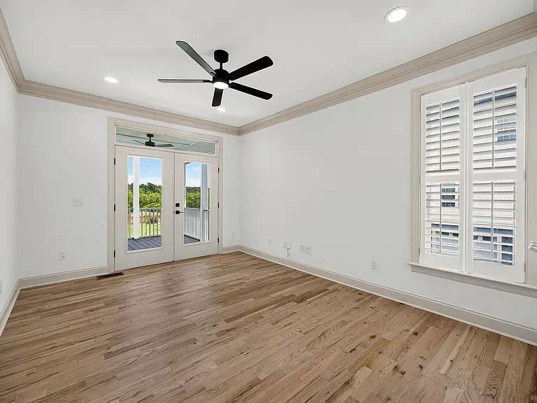 1733 Indigo Island Dr — Photo 46