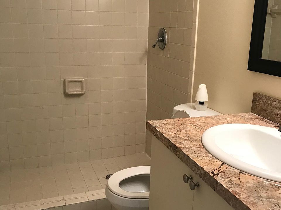 1st image of 1720 NW North River Dr APT 609