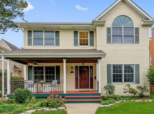708 N Catherine Ave, La Grange Park, IL 60526