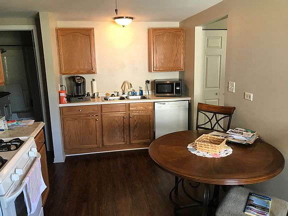 5th image of 441 E Kimball Ave APT 1W
