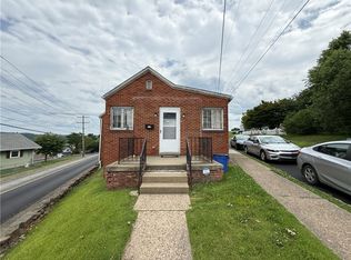 917 5th St, Charleroi, PA 15022