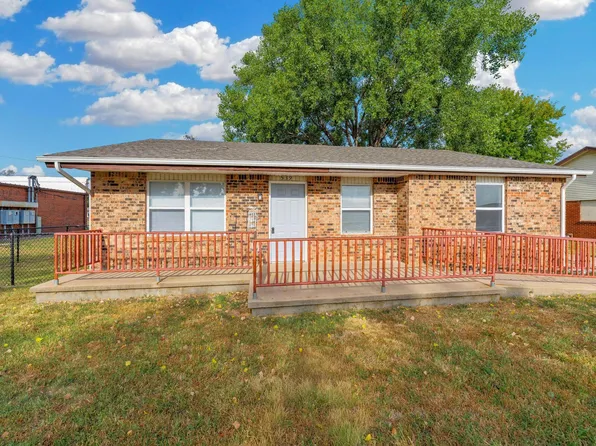 539 N Summitlawn St, Wichita, KS 67212