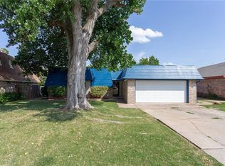 7344 Edenborough Dr, Oklahoma City, OK 73132