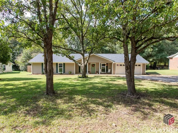 345 Bedford Drive, Hull, GA 30646