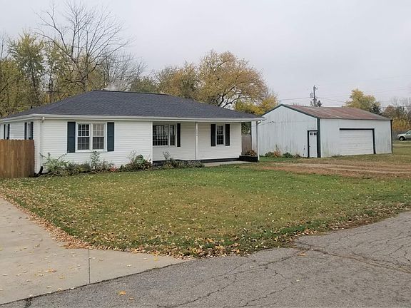 2nd image of 2004 N Ault Ave