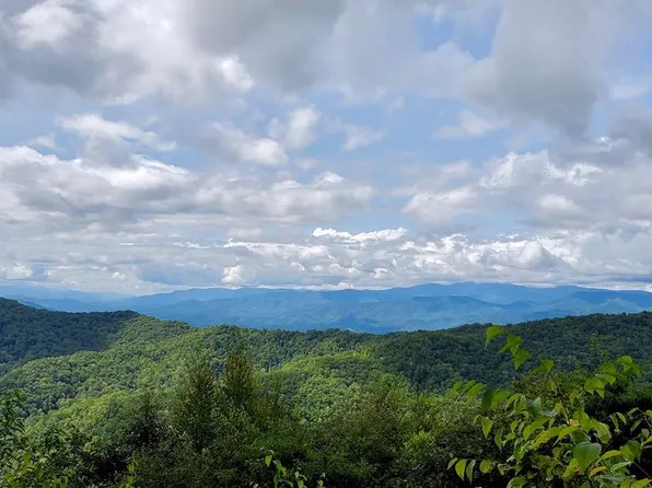 0 Washington Creek Rd, Whittier, NC 28789