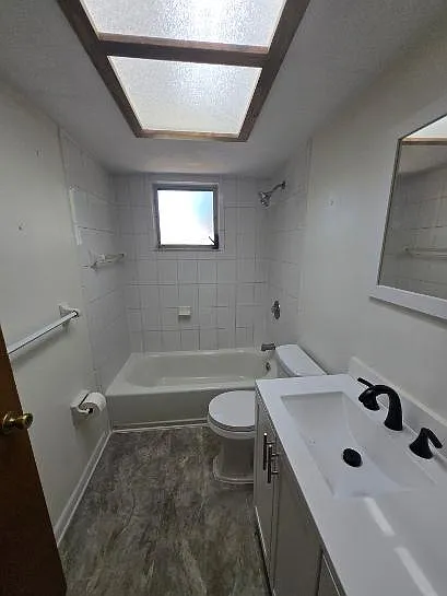5464 Phillips St — Photo 9