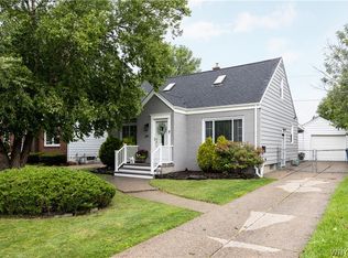 319 Lamont Dr, Amherst, NY 14226