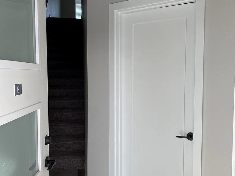 Front door enter with 1st floor bedroom/office