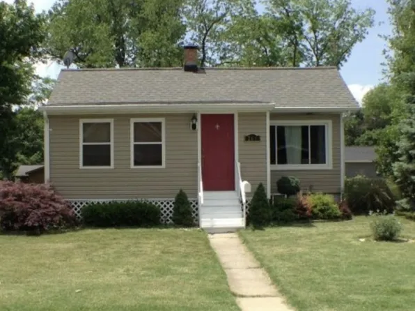 265 Wyandotte St, Edwardsville, IL 62025