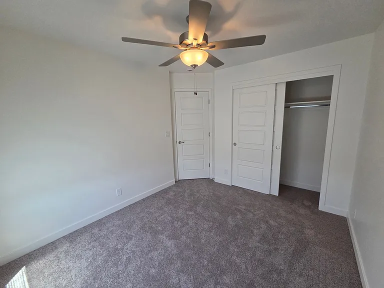 1471 E White Desert Dr — Photo 31