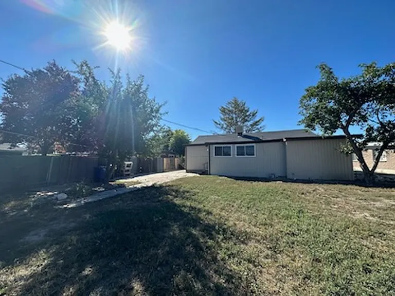 2928 W Lehi Dr — Photo 32
