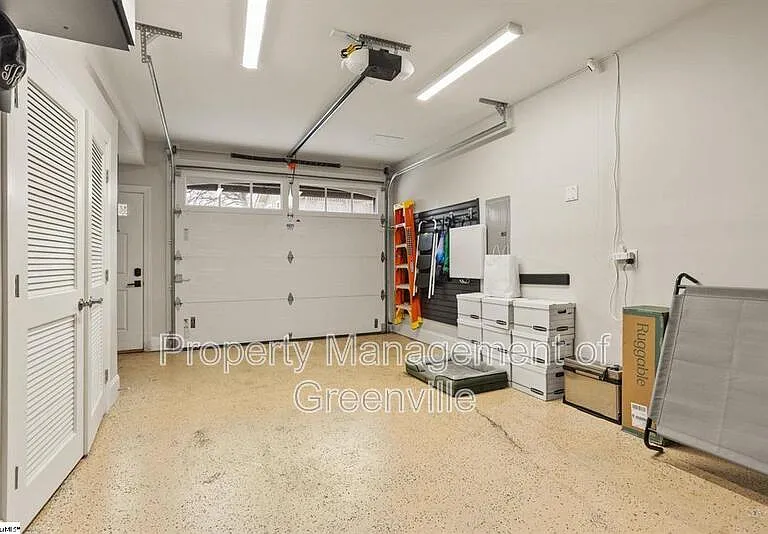 1505 E North St #2101 — Photo 16