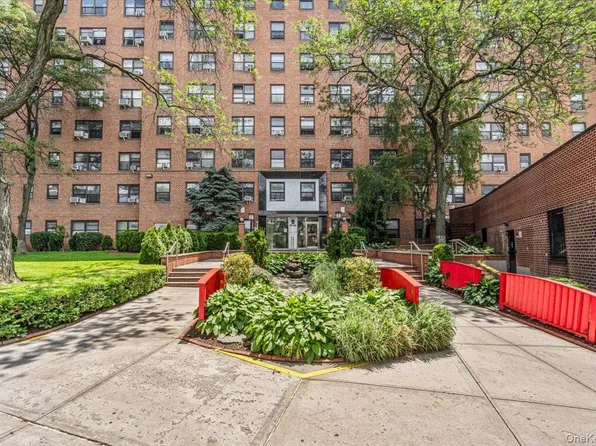 99-40 63rd Road #1Z, Rego Park, NY 11374