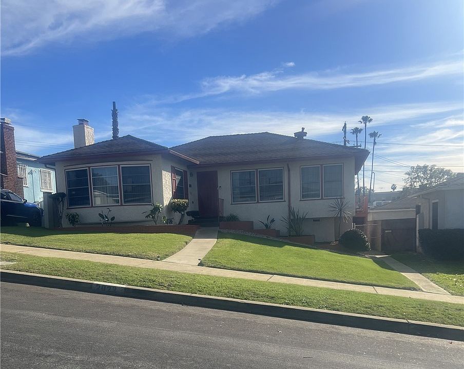 1st image of 2022 W 99th St