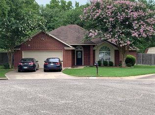 2201 Shea St, Brenham, TX 77833