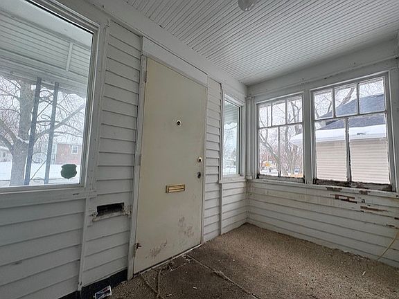 2nd image of 10607 S May St