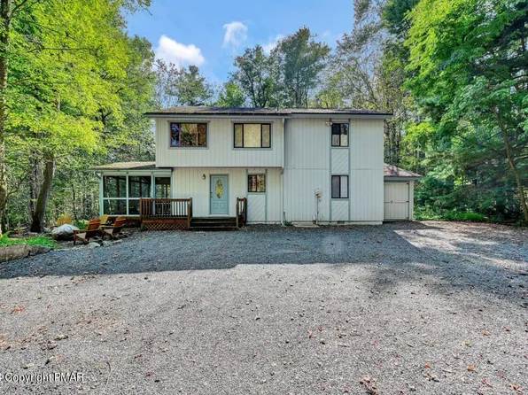 113 Sweet Briar Rd, Pocono Pines, PA 18350