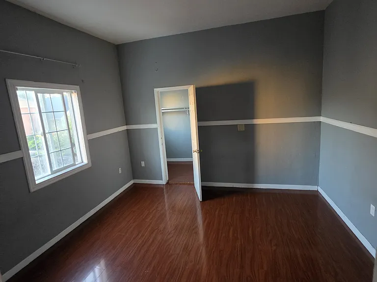 2023 Rutherford St #1 — Photo 2