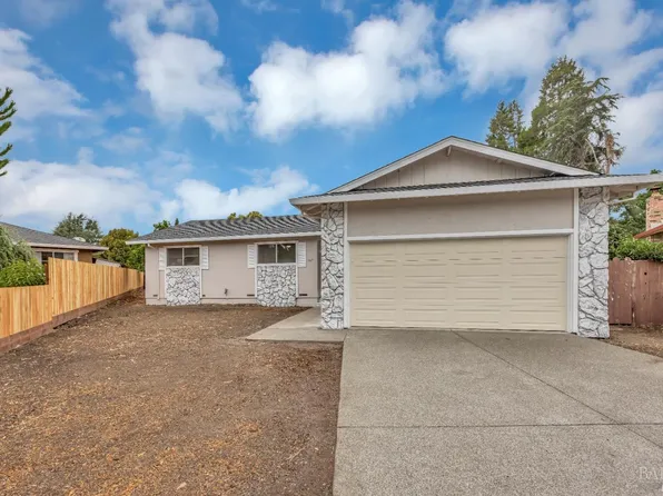 917 Renee Court, Santa Rosa, CA 95401