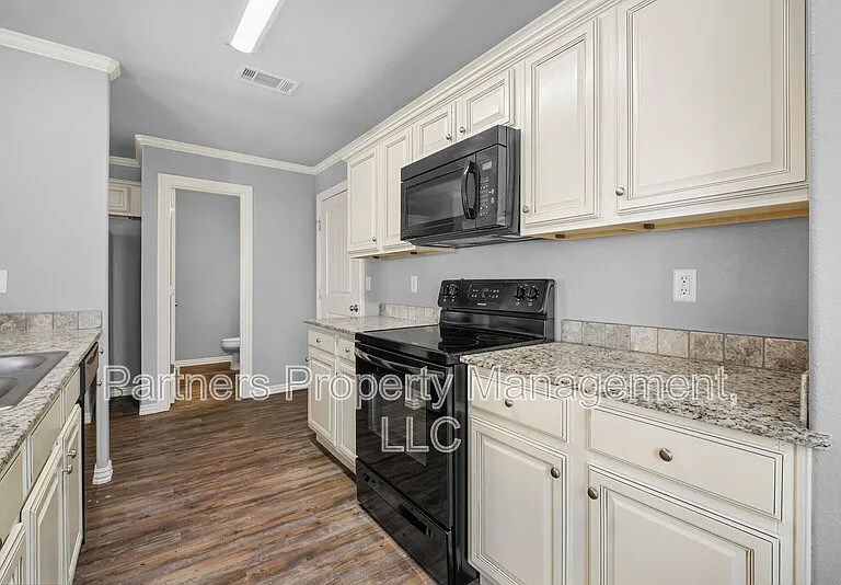 1256 N Sicily Ln — Photo 3