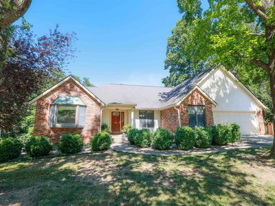 2312 E Linden Hill Dr, Bloomington, IN, 47401