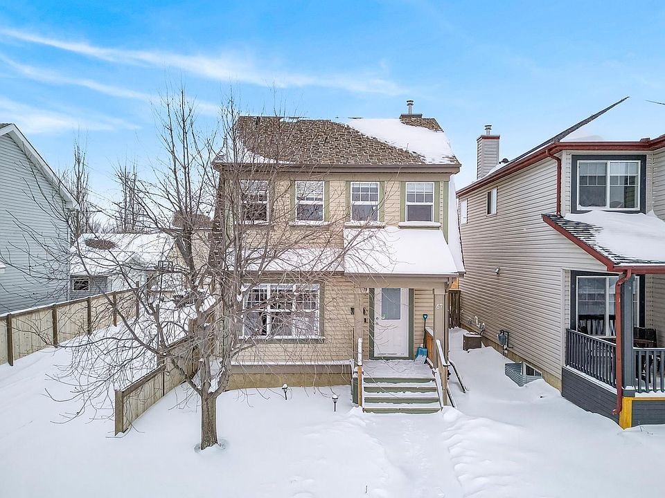 1st image of 67 Summerfield Point E