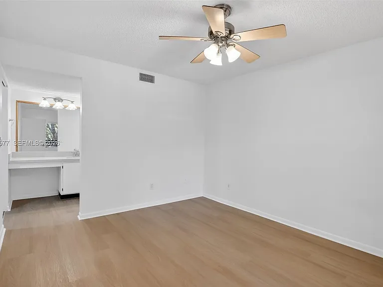 11931 NW 11th St #11931 — Photo 23