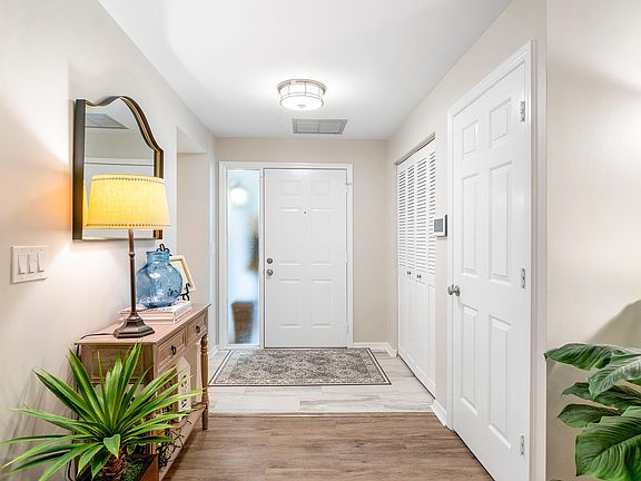 4th image of 301 Sea Oats Drive #C