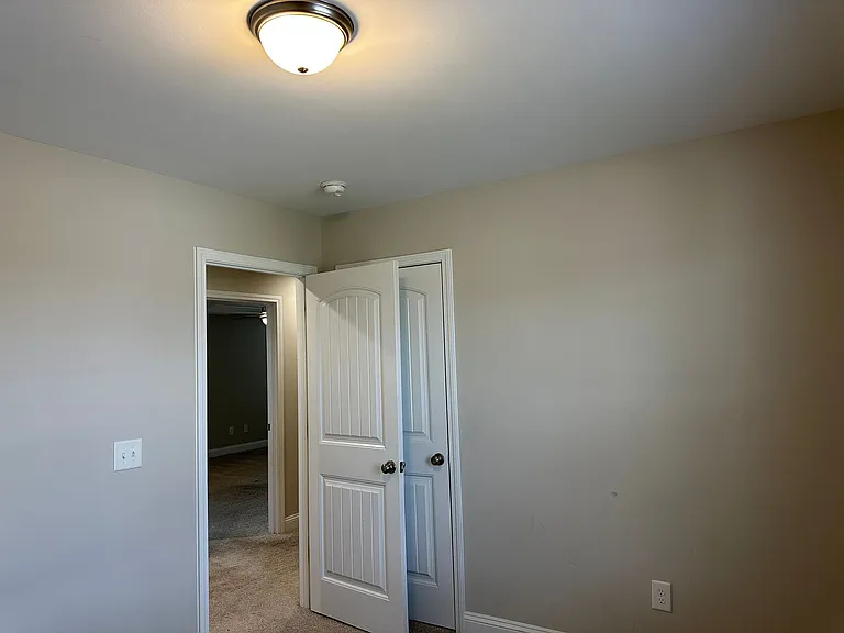 5233 Debut Ave — Photo 29
