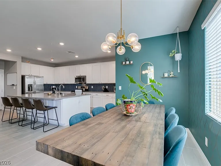 8160 Skye Desert Dr — Photo 18