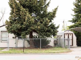 39 Saint Patrick St, Rapid City, SD 57701