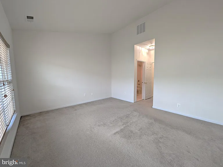 25015 Riding Center Dr — Photo 29