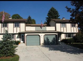 6674 W Charles Ct #6674, Franklin, WI 53132