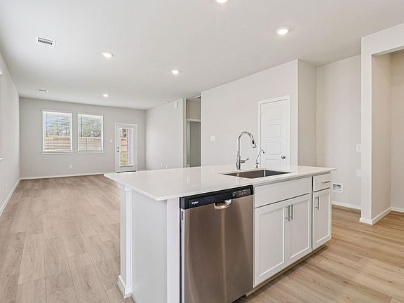 4th image of 5720 Adamite Way