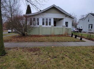 424 Warren Ave, Charlotte, MI 48813