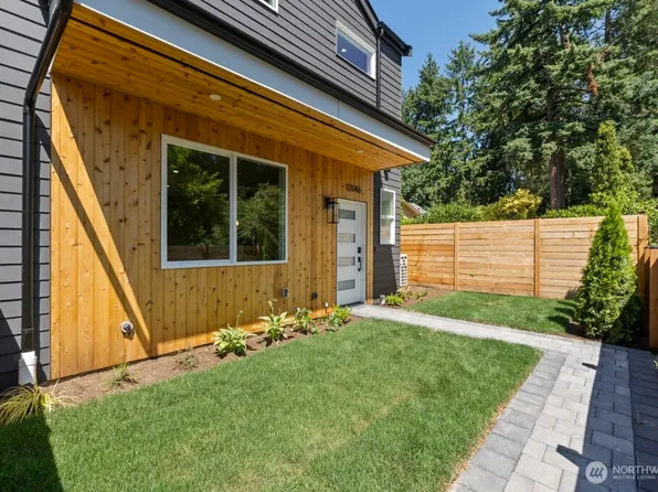12046 5th Avenue NE, Seattle, WA 98125