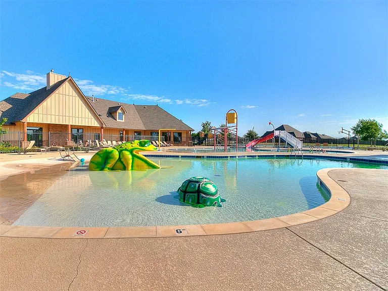 18025 Sunny Stone Ct — Photo 31