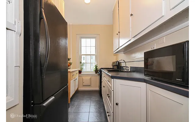 Sold by Douglas Elliman | media 42