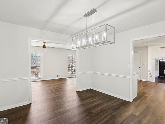 5th image of 2886 Jones Mill Rd