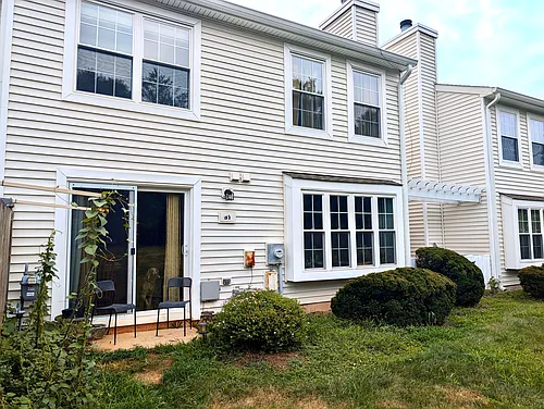 31 Almond Dr Photo 1