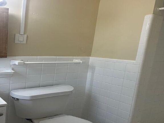 5th image of 1751 4th Avenue N