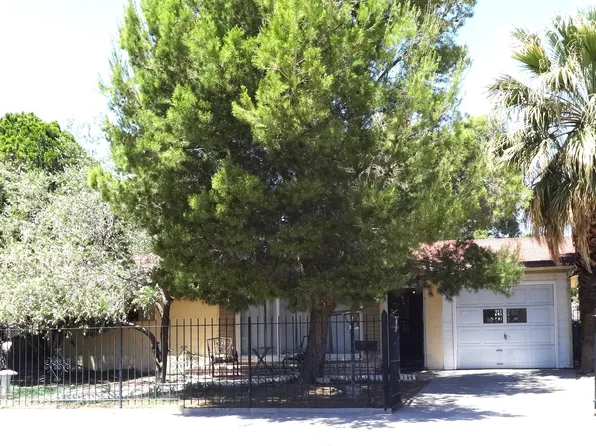 1205 Honeysuckle Dr, El Paso, TX 79925