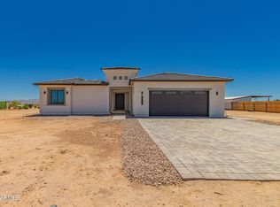 25117 W McArthur Rd, Wittmann, AZ 85361