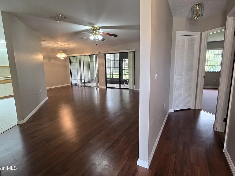 816 Greenwood Manor Cir #10 — Photo 28