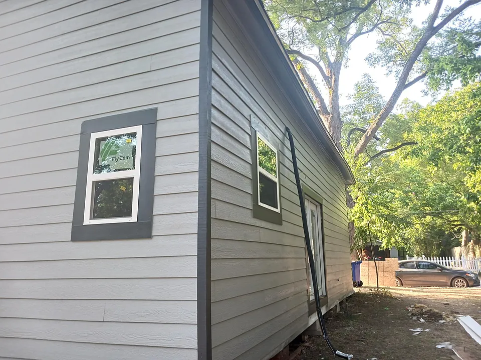 701 E Terrell Ave