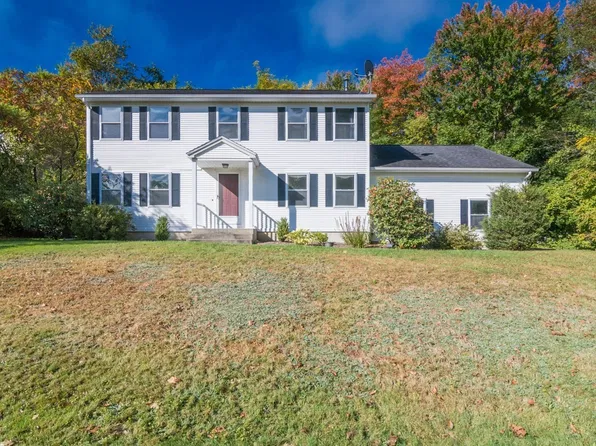 7 Emily Ln, Amherst, MA 01002