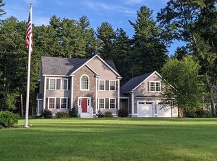 44 Alexander Way, Dunstable, MA 01827