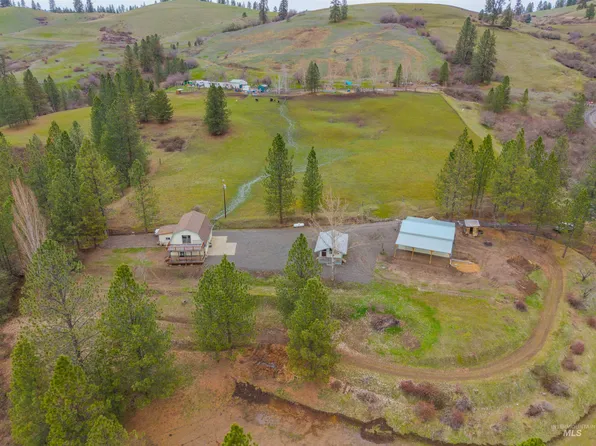 21511 Bandit Ln, Peck, ID 83545