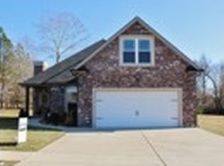 273 Dorchester Cir, Clarksville, TN 37043